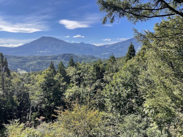 Madarao, Tangram Ridge Runner Lots