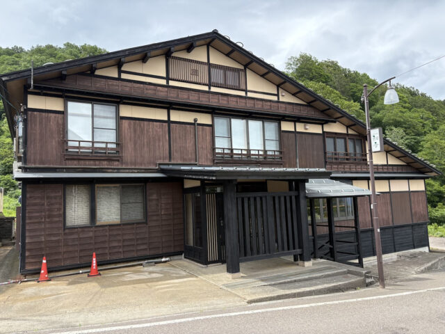 Boutique Onsen Hotel – Prime Location in Seki Onsen Ski Resort